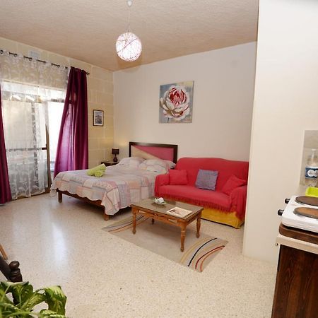 Avalon Seaside B&B - Gozo Bellevue Homes Xlendi Bagian luar foto