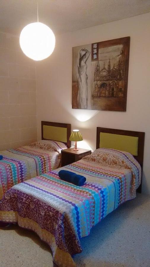 Avalon Seaside B&B - Gozo Bellevue Homes Xlendi Bagian luar foto