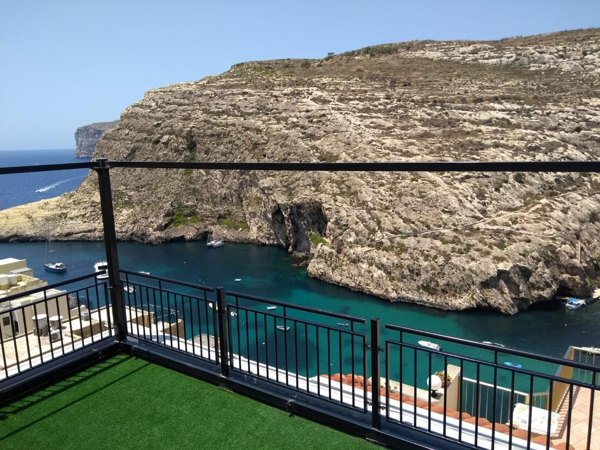 Avalon Seaside B&B - Gozo Bellevue Homes Xlendi Bagian luar foto