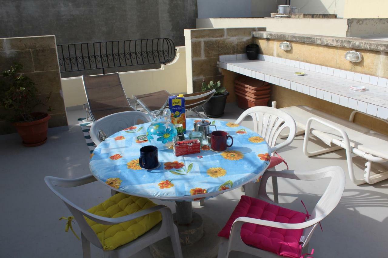 Avalon Seaside B&B - Gozo Bellevue Homes Xlendi Bagian luar foto