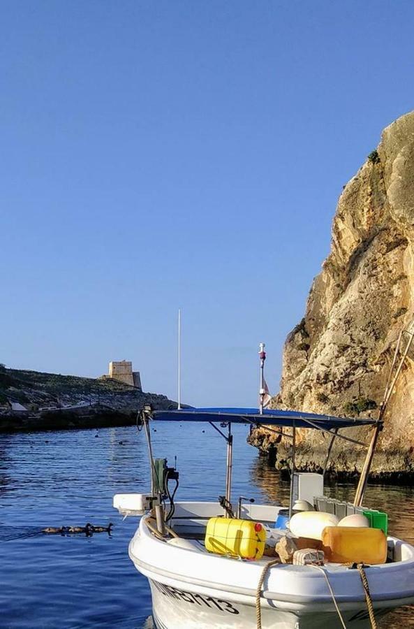 Avalon Seaside B&B - Gozo Bellevue Homes Xlendi Bagian luar foto