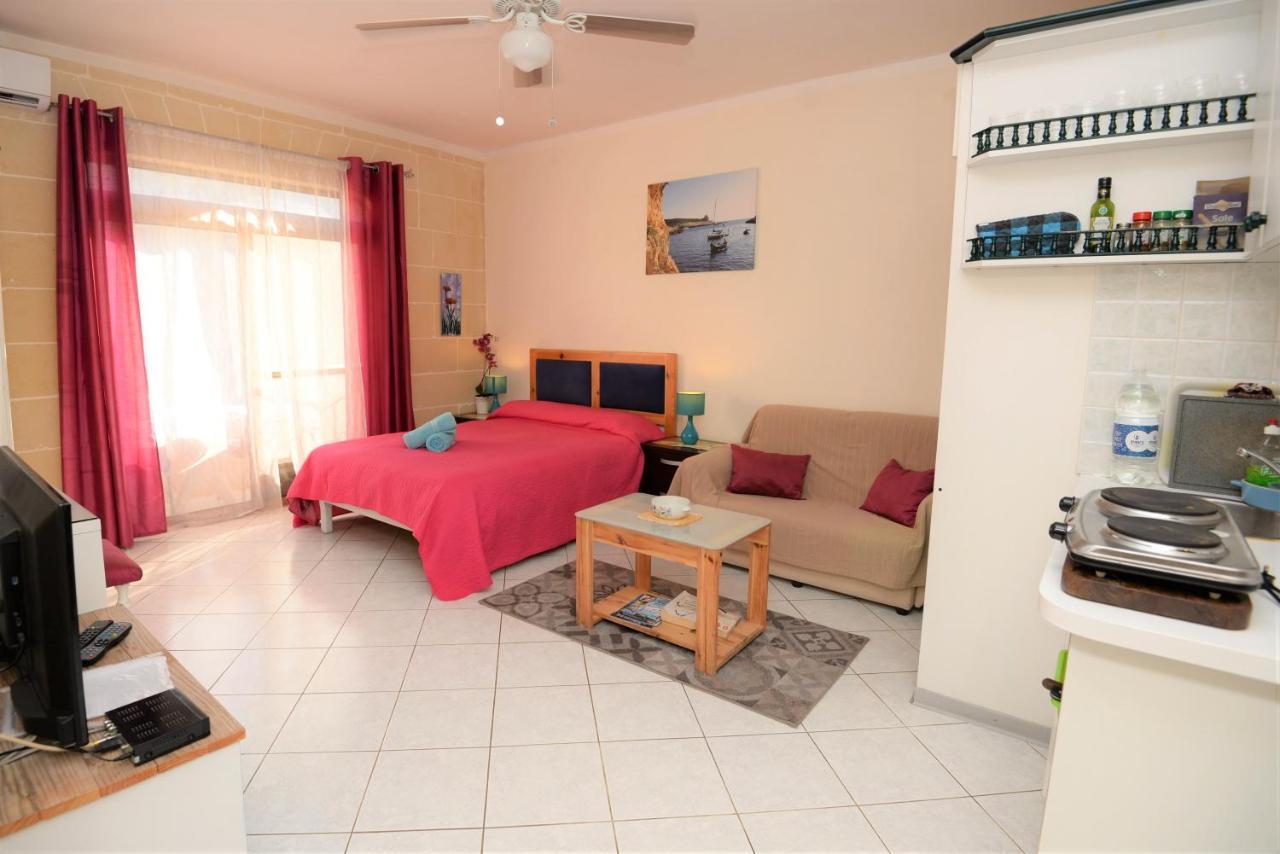 Avalon Seaside B&B - Gozo Bellevue Homes Xlendi Bagian luar foto