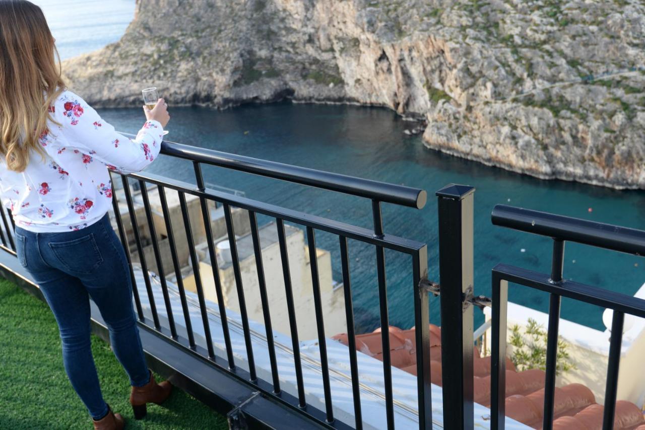Avalon Seaside B&B - Gozo Bellevue Homes Xlendi Bagian luar foto