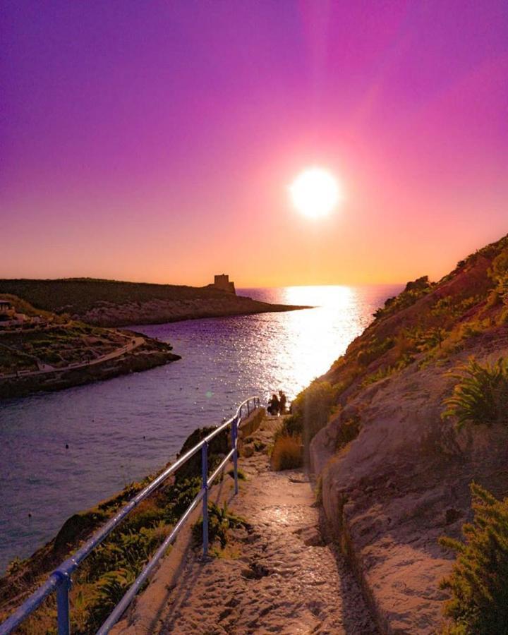 Avalon Seaside B&B - Gozo Bellevue Homes Xlendi Bagian luar foto